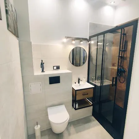 Apartment Liberation! *