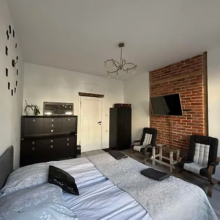 Apartment Liberation! *