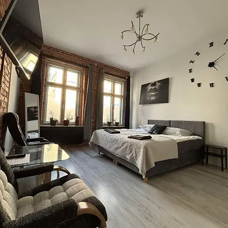 Διαμέρισμα Liberation! *